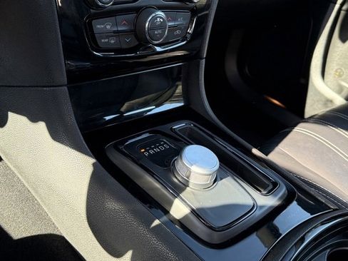 Used 2022 Chrysler 300 S image 23