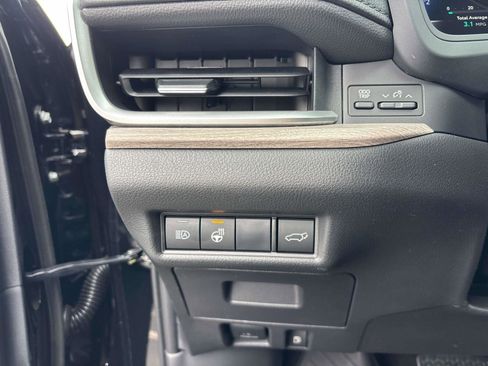 New 2026 Toyota Grand Highlander Limited image 13