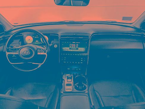 Used 2022 Hyundai Tucson Limited image 7