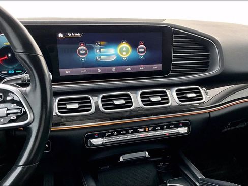 Used 2020 Mercedes-Benz GLE 450 4MATIC w/ Premium Package image 8