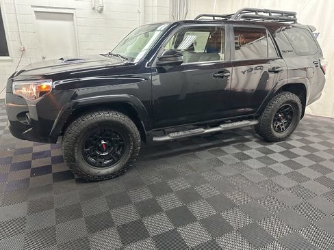 Used 2020 Toyota 4Runner TRD Pro AWD/4WD image 2