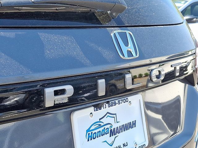 New 2026 Honda Pilot Elite image 5