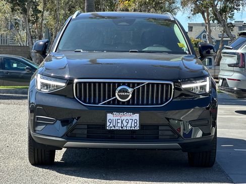 Certified 2025 Volvo XC40 B5 Core w/ Protection Package Premier image 9