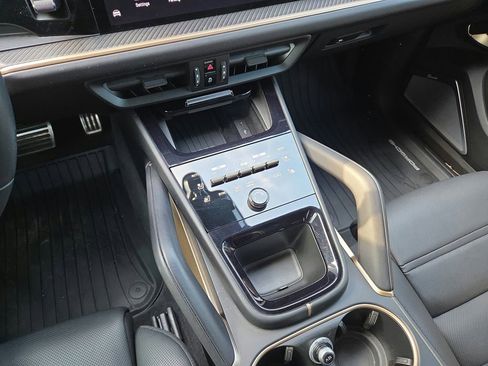 Certified 2024 Porsche Cayenne Turbo GT image 14