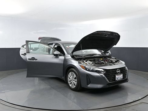 Used 2025 Nissan Sentra S FWD image 26
