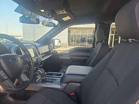 Used 2016 Ford F150 XLT w/ Equipment Group 302A Luxury image 15