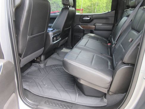 Used 2022 Chevrolet Silverado 1500 High Country AWD/4WD image 13