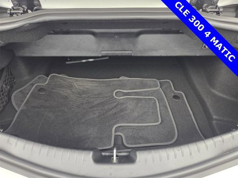 Used 2025 Mercedes-Benz CLE 300 4MATIC Cabriolet image 26