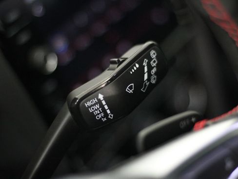Used 2019 Volkswagen GTI SE FWD image 16