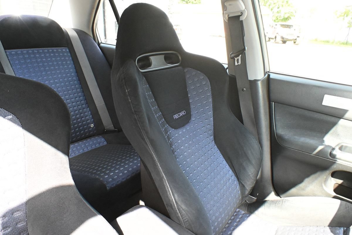 Used 2005 Mitsubishi Lancer Evolution AWD/4WD image 16