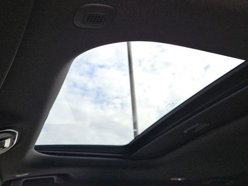 New 2025 Jeep Grand Cherokee L Laredo image 27