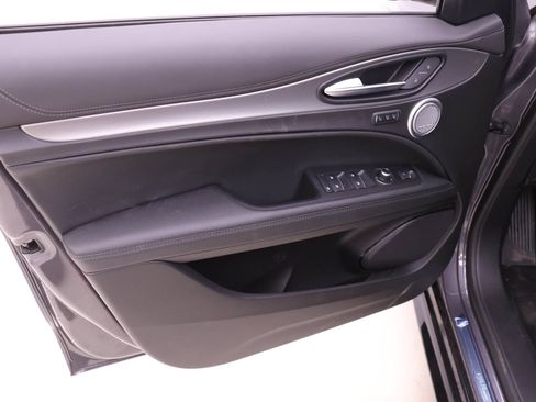New 2025 Alfa Romeo Stelvio Sprint AWD/4WD image 12