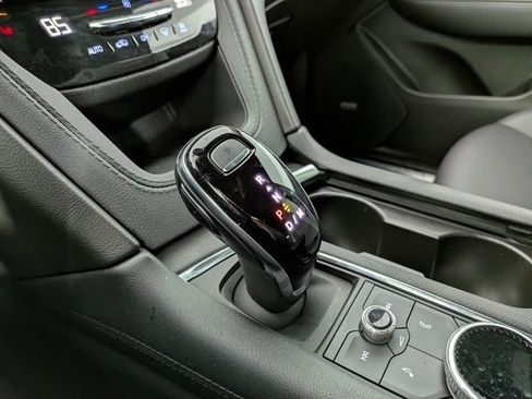 Certified 2023 Cadillac XT5 Luxury w/ LPO, Floor Liner Package image 18