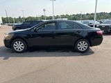 Used 2007 Toyota Camry XLE image 2