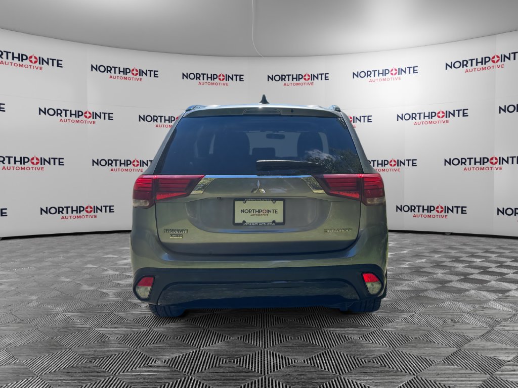 Used 2019 Mitsubishi Outlander AWD image 5
