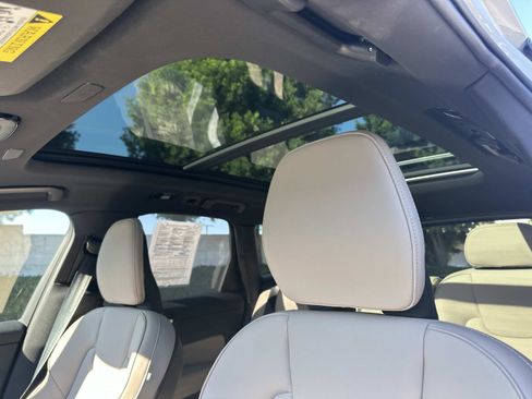 Certified 2026 Volvo XC60 B5 Plus w/ Protection Package Premier image 35