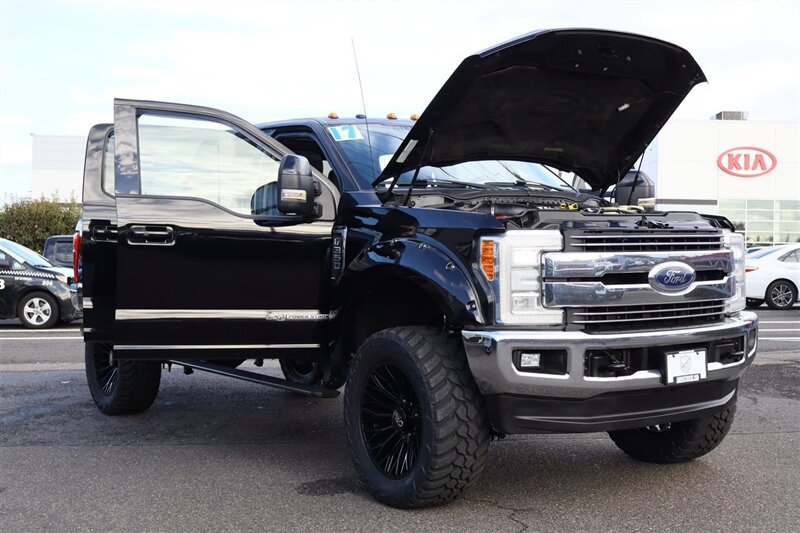 Used 2017 Ford F350 Lariat w/ Lariat Ultimate Package AWD/4WD image 34