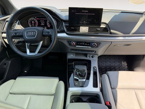 Used 2024 Audi Q5 2.0T Premium w/ Summer of Audi Package AWD/4WD image 20