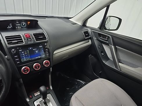 Used 2017 Subaru Forester 2.5i Premium w/ All-Weather Package AWD/4WD image 29