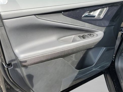 New 2025 Chevrolet Blazer EV LT image 17