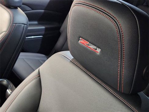 Used 2024 Chevrolet Traverse Z71 image 15