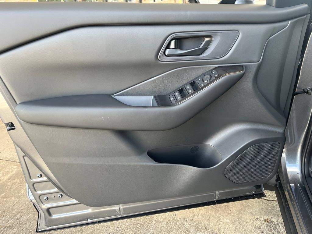 New 2026 Nissan Rogue S FWD image 10