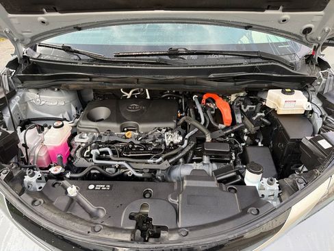 Used 2023 Toyota Sienna XSE AWD/4WD image 40