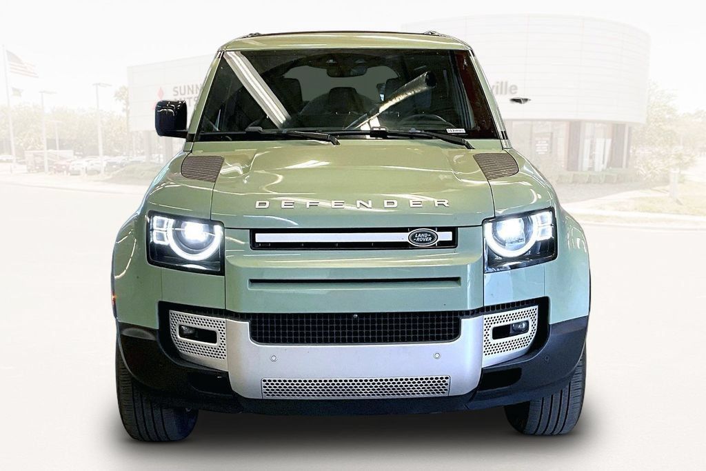 Used 2023 Land Rover Defender 110 75th Limited Edition AWD/4WD image 2