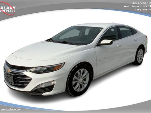 Used 2024 Chevrolet Malibu LT image 1
