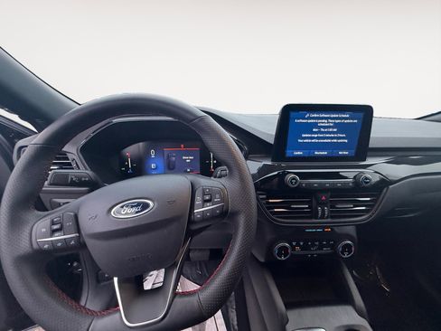 Used 2025 Ford Escape ST-Line AWD/4WD image 10