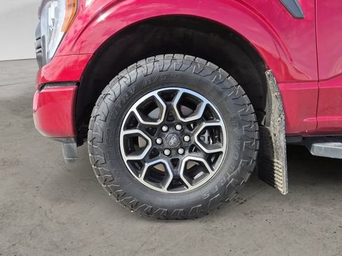 Used 2022 Ford F150 XLT w/ Equipment Group 302A High AWD/4WD image 9