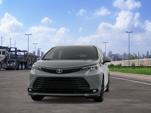 New 2026 Toyota Sienna XLE Woodland Edition AWD/4WD image 41