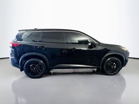 Used 2021 Nissan Rogue SV FWD image 8
