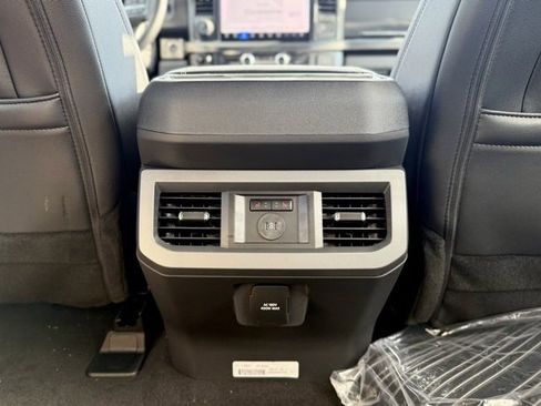 New 2025 Ford F350 Lariat w/ Lariat Ultimate Package image 26