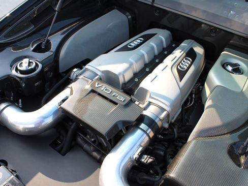 Used 2010 Audi R8 V10 image 47