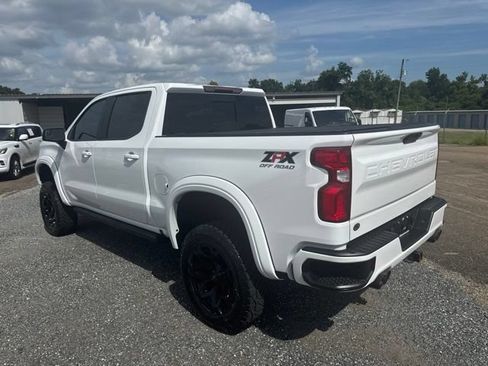 Used 2021 Chevrolet Silverado 1500 RST w/ Convenience Package II AWD/4WD image 6
