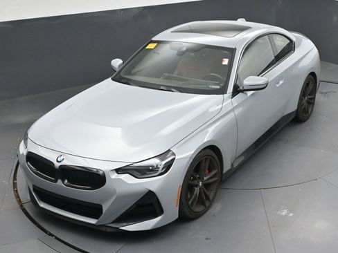 Used 2024 BMW 230i Coupe w/ Premium Package image 28