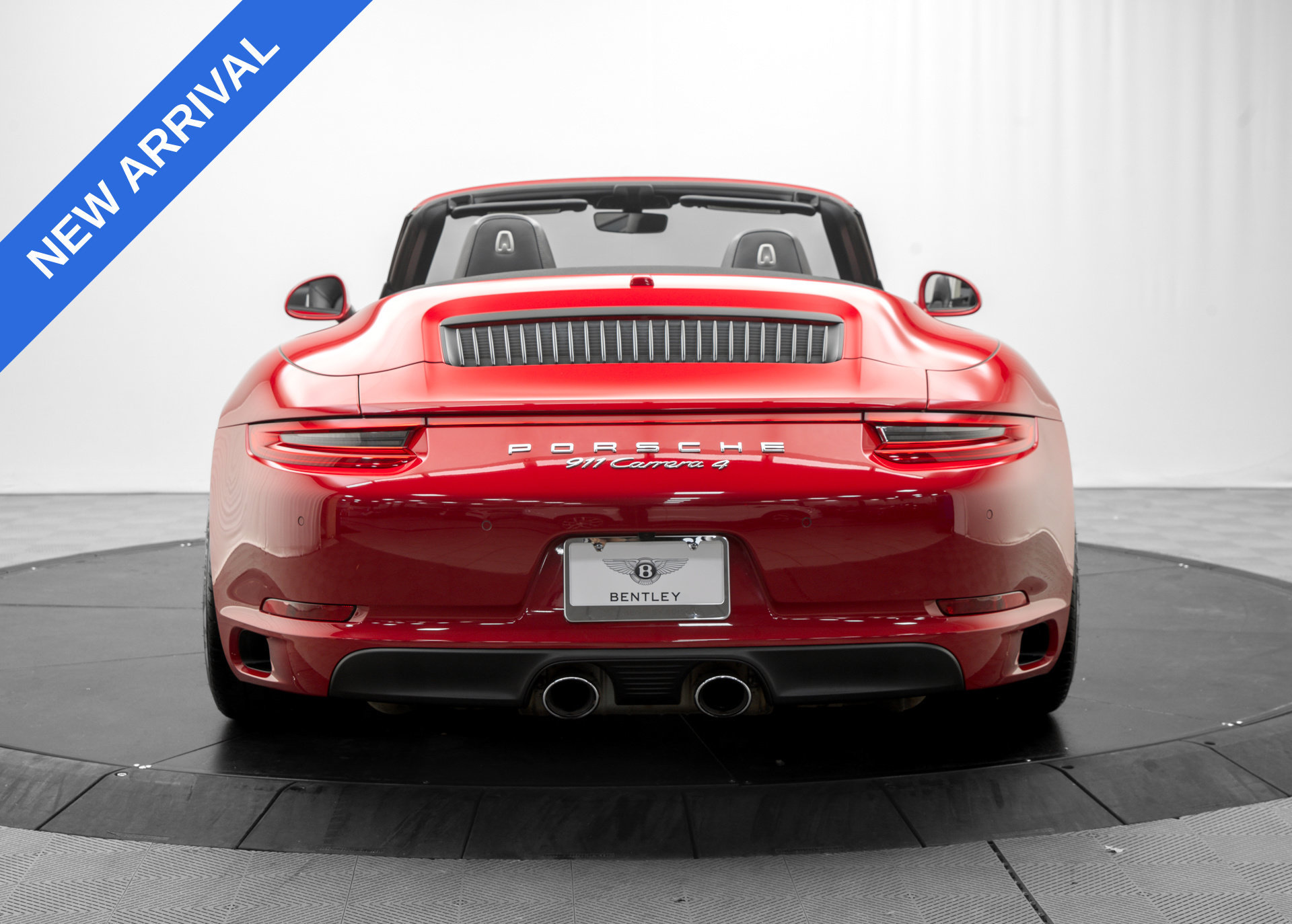 Used 2017 Porsche 911 Carrera 4 AWD/4WD image 6