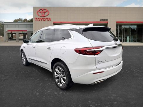 Used 2021 Buick Enclave Avenir w/ LPO, Floor Liner Package AWD/4WD image 7