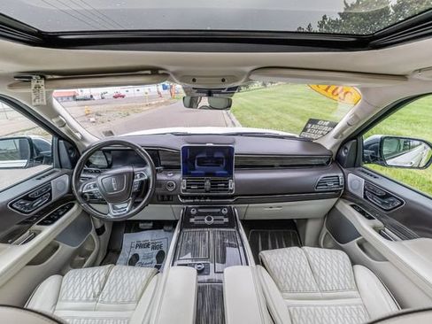 Used 2019 Lincoln Navigator Black Label AWD/4WD image 17