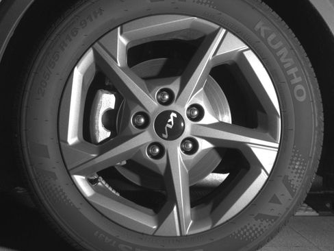 Used 2025 Kia K4 LXS image 12