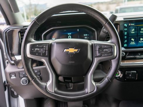 Used 2024 Chevrolet Silverado 2500 LT image 14