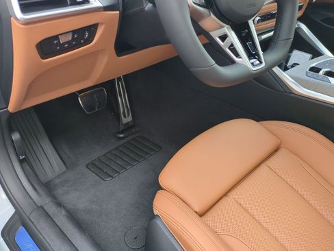 Used 2026 BMW 430i Coupe w/ M Sport Package image 16