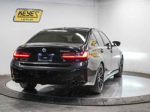 Used 2023 BMW M340i w/ Premium Package image 4