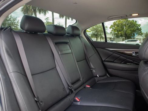 Used 2019 INFINITI Q50 Luxe RWD image 18