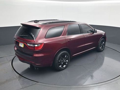 Used 2024 Dodge Durango SXT w/ SXT Blacktop Group AWD/4WD image 18