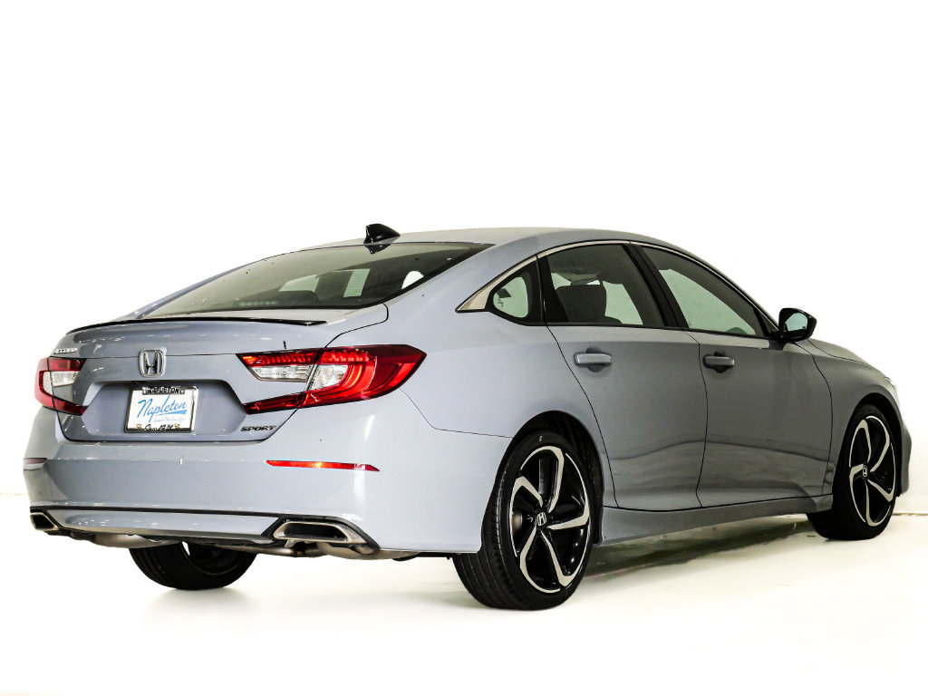 Used 2022 Honda Accord Sport image 6