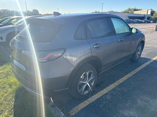 Used 2024 Honda HR-V EX-L image 3