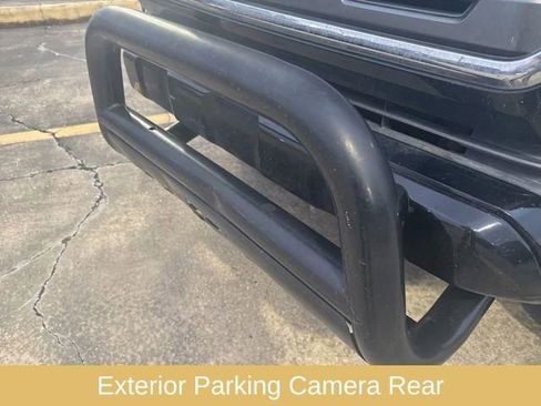 Used 2016 Toyota Tacoma Limited w/ Towing Package image 13