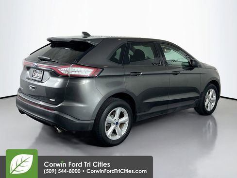Used 2016 Ford Edge SE image 14